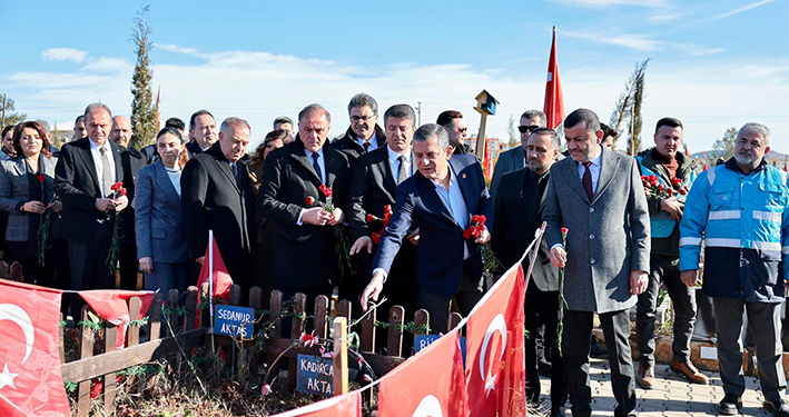 Başkan Çavuşoğlu Depremin Yıl Dönümünde Adıyaman’da (1)