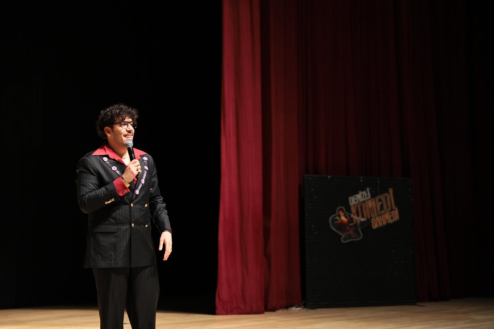 Denizli Komedi Festivali’nde Kahkaha Maratonu Sürüyor (3)