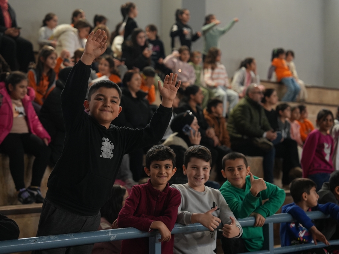 ‘Sınıflar Arası Futsal Turnuvası’nda Heyecan Sürüyor (7)