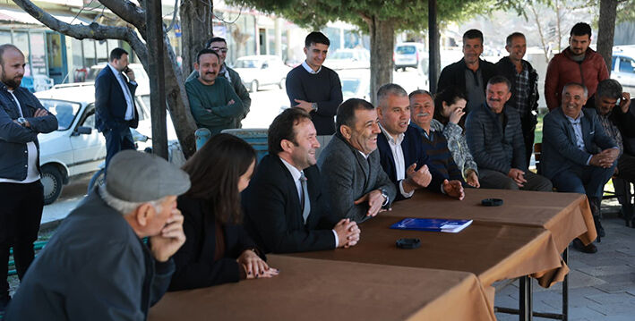 Başkan Çavuşoğlu Acıpayam’da Mahalle Mahalle Vatandaşlarla Buluştu (8)