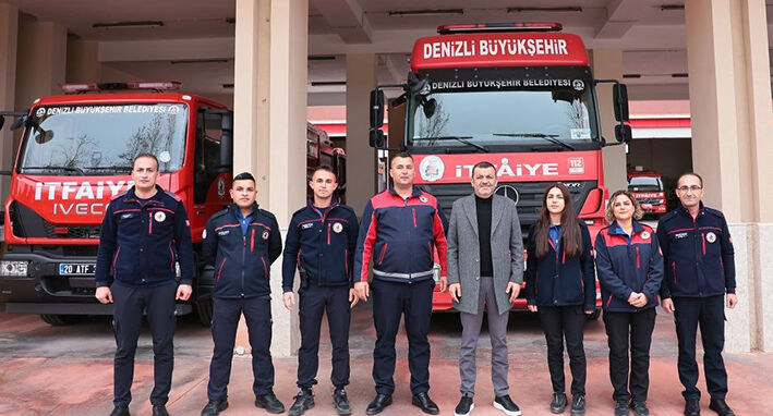 Başkan Çavuşoğlu’ndan Bayram Mesaisindeki Personele Ve Hastalara Ziyaret (10) (1)