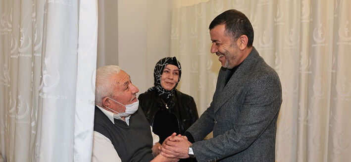 Başkan Çavuşoğlu’ndan Bayram Mesaisindeki Personele Ve Hastalara Ziyaret (3)