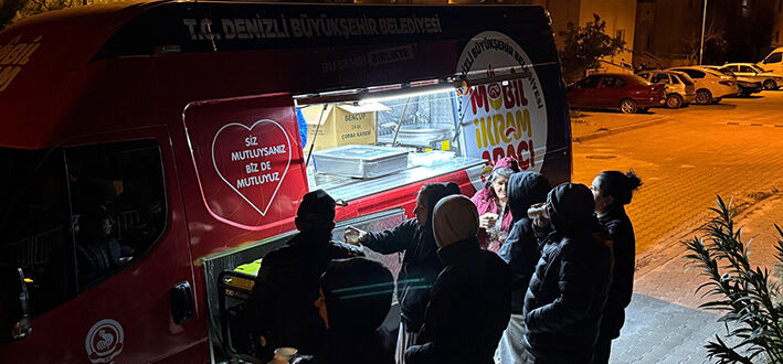Büyükşehir Ikram Araçları Deprem Bölgesinde (1)-1