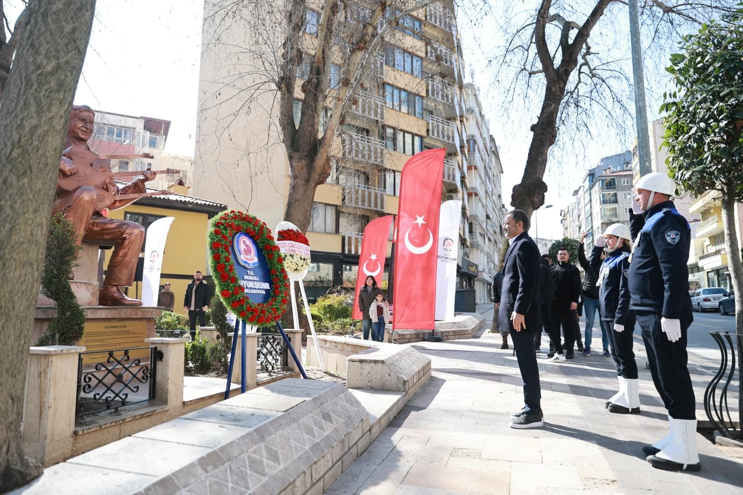 Büyükşehir, Özay Gönlüm’ün Mirasını Yaşatıyor (4)