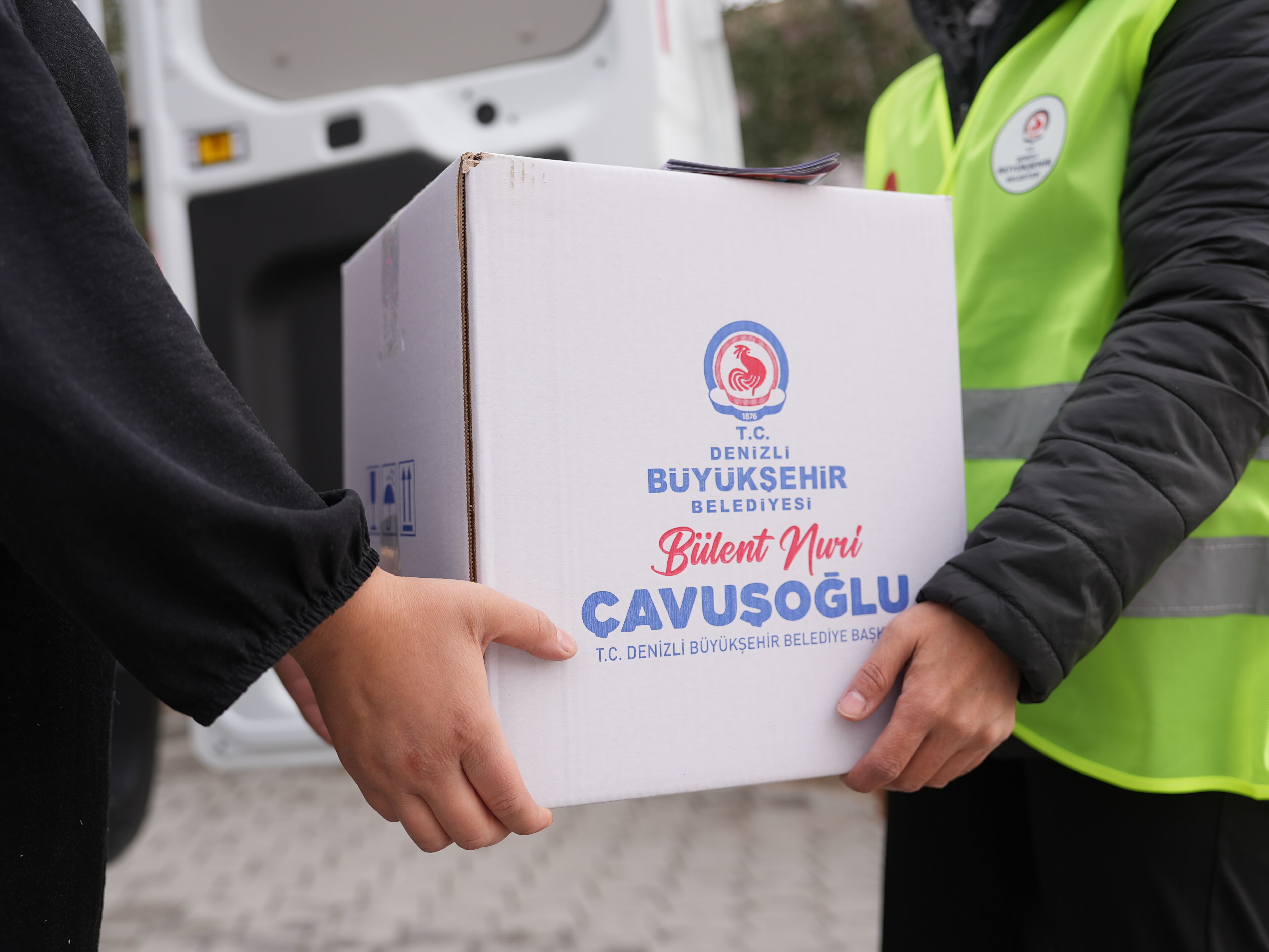 Denizli Büyükşehir’den 25 Bin Aileye Gıda Kolisi (1)