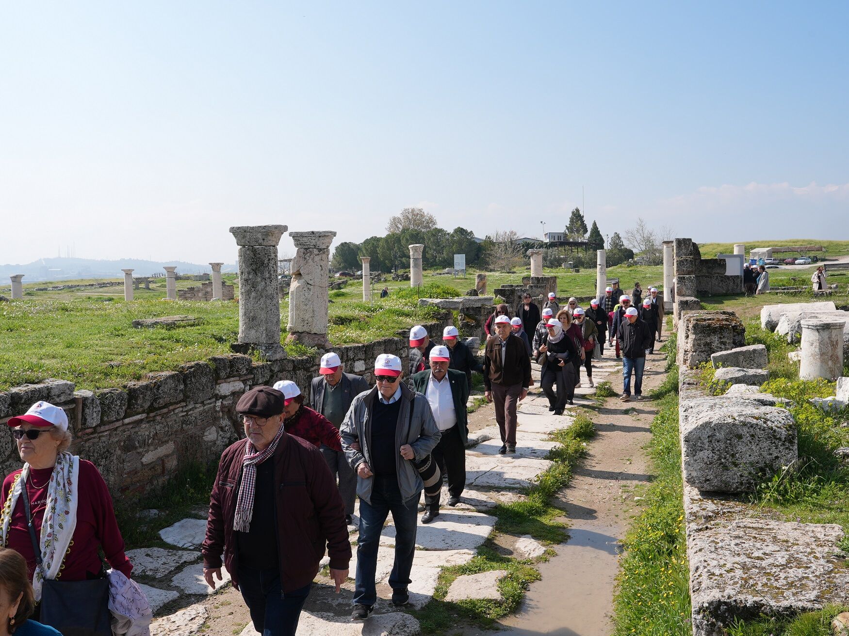 Denizli Büyükşehir’in Yaşlılara Saygı Haftası Dolu Dolu Geçti (6)