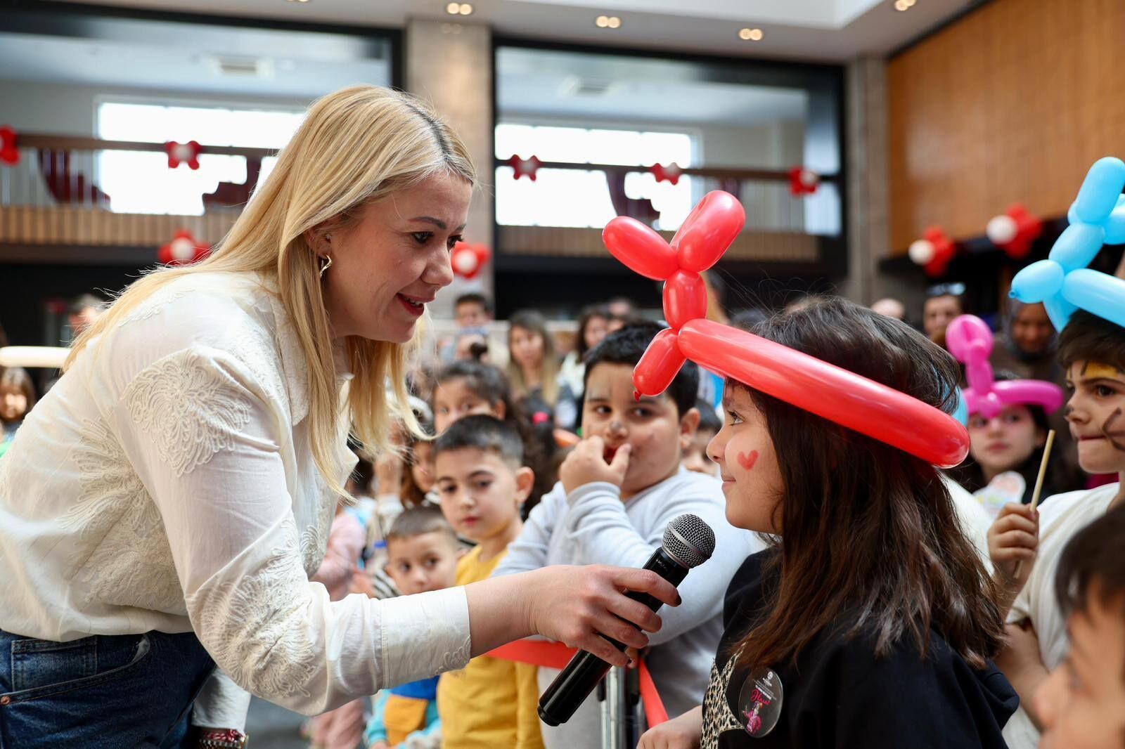 İki̇ Gün Süren Ramazan Şenli̇ği̇ Çocuklara Unutulmaz Anlar Yaşatti (9)