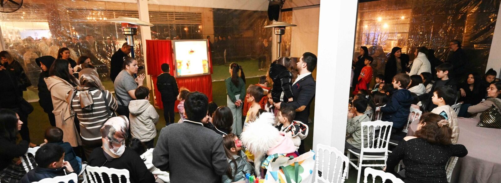 İş Dünyasini Ayni Salonda Buluşturdu (2)