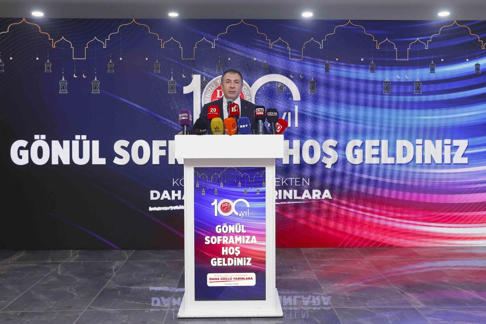 İş Dünyasini Ayni Salonda Buluşturdu (4)