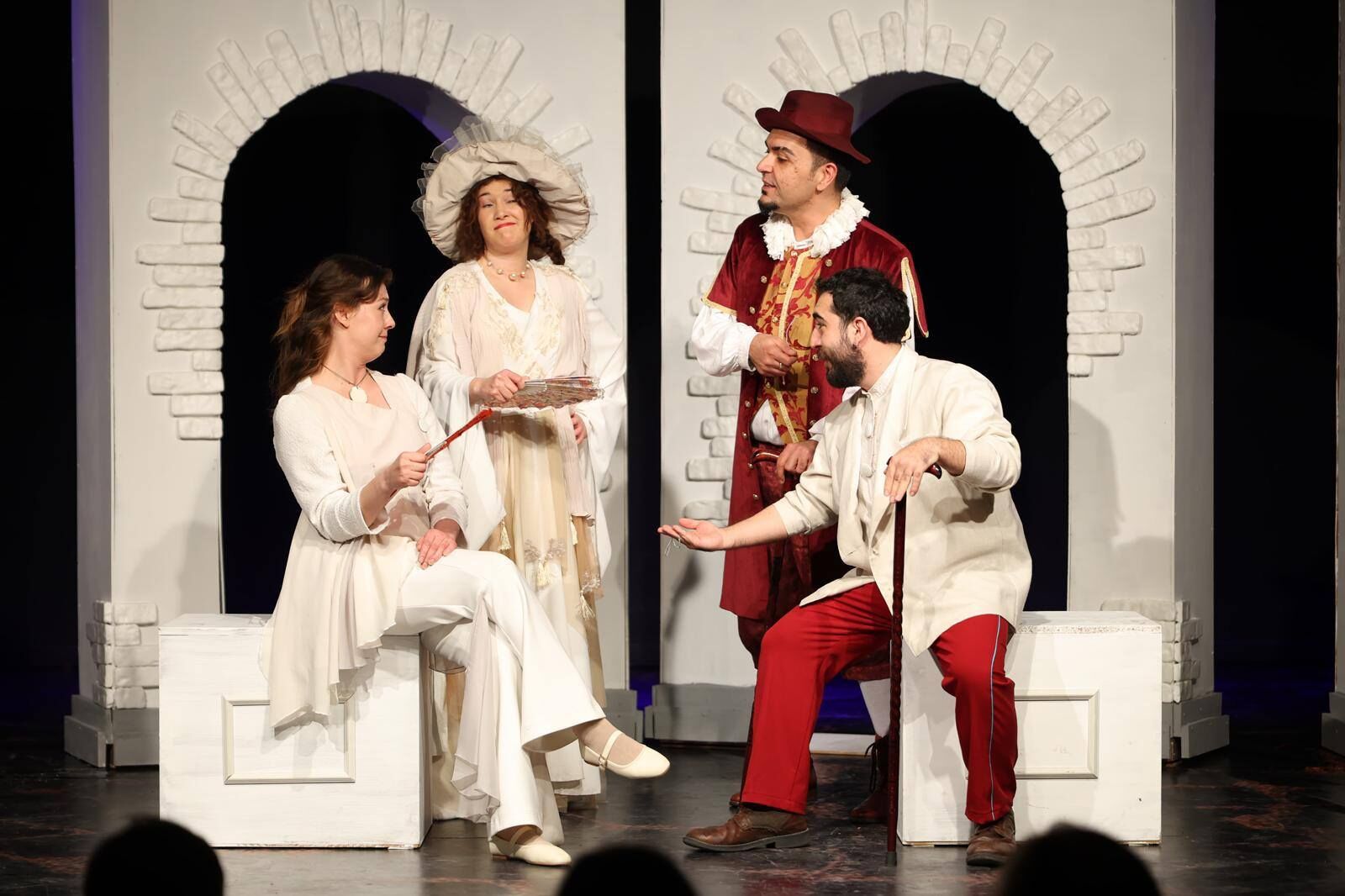 Merkezefendi̇ Kent Ti̇yatrosu'nun Mart Ayi Oyun Takvi̇mi̇ Yayinlandi (4)