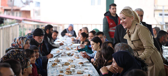 Merkezefendi̇’de Gönül Sofrasi İlbade Mahallesi̇’ne Kuruldu (7)