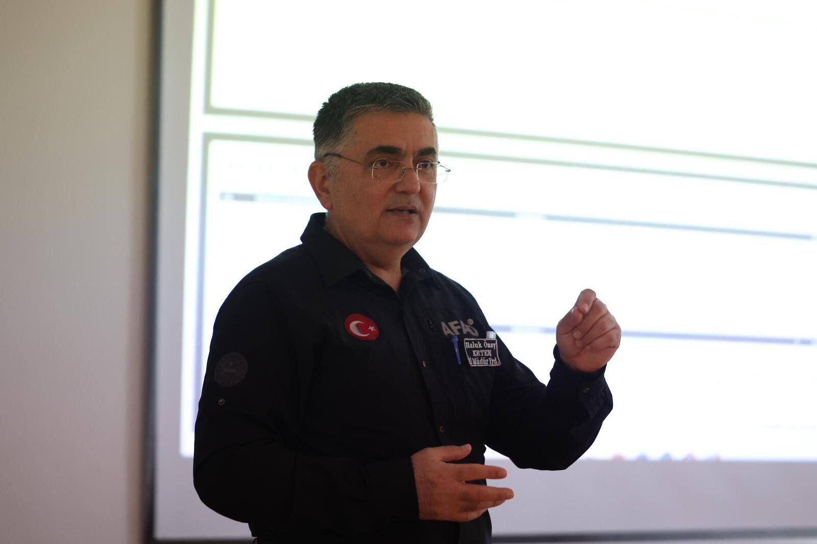 Merkezefendi̇’de Makut Eki̇bi̇ Afet Hazirliği İçi̇n Bi̇r Araya Geldi̇ (3)-1