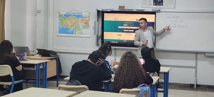 9A1847A0 2C35 4931 B3A2 16081992F375