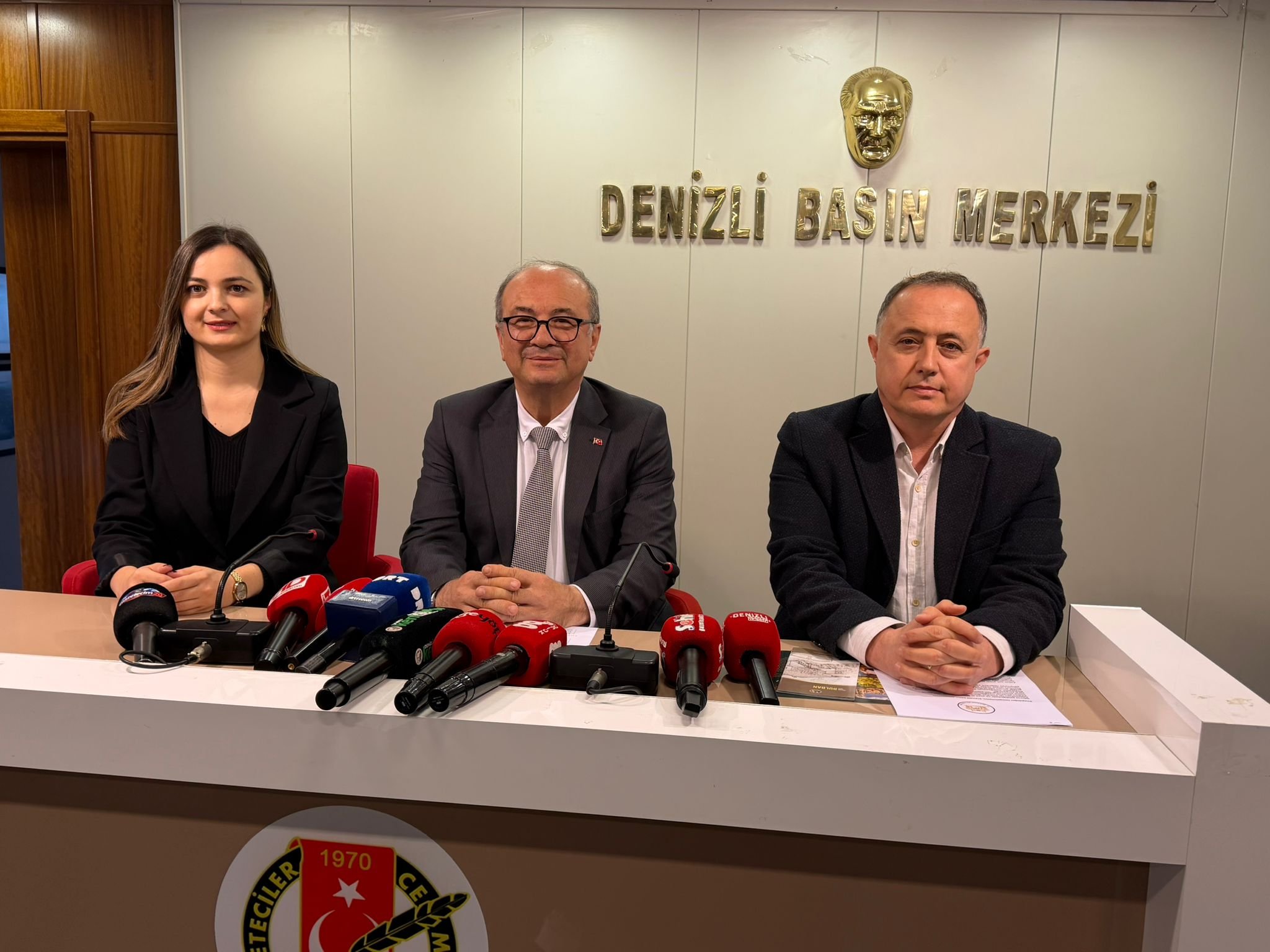 Buldan Beledi̇ye Başkani Rahat Bi̇r Nefes Aldi (2)