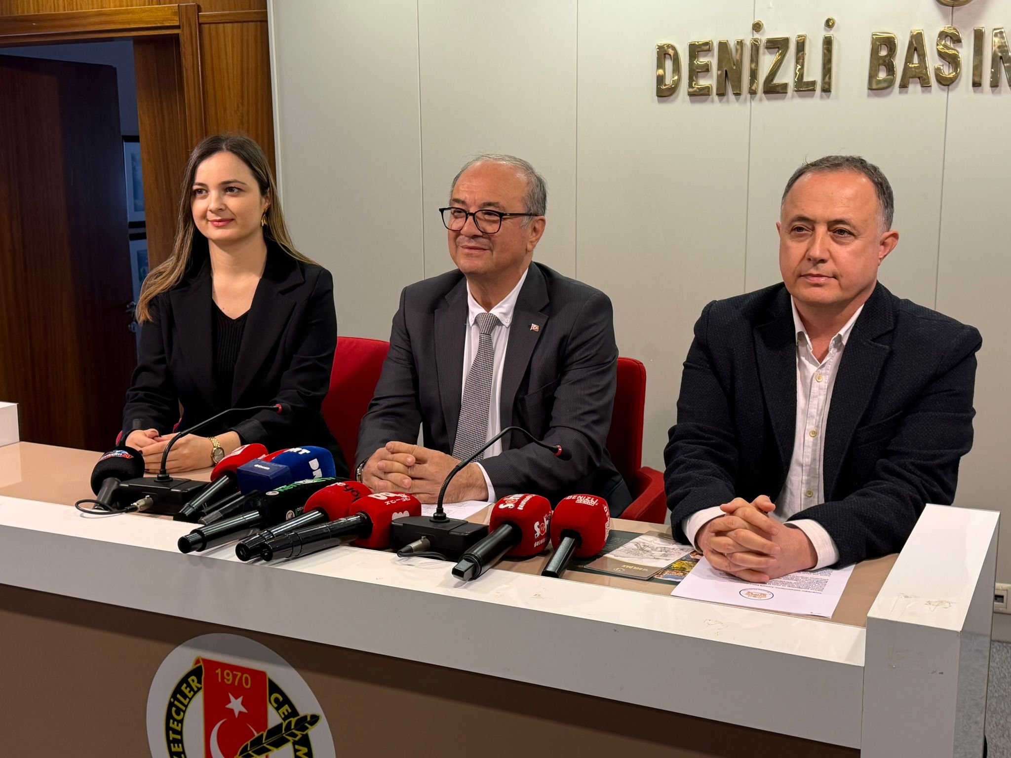 Buldan Beledi̇ye Başkani Rahat Bi̇r Nefes Aldi (4)