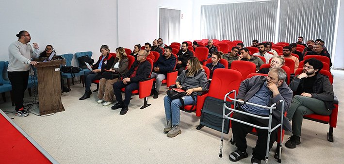 Denizli Büyükşehir’den Pet Shoplara Eğitim Desteği (6)