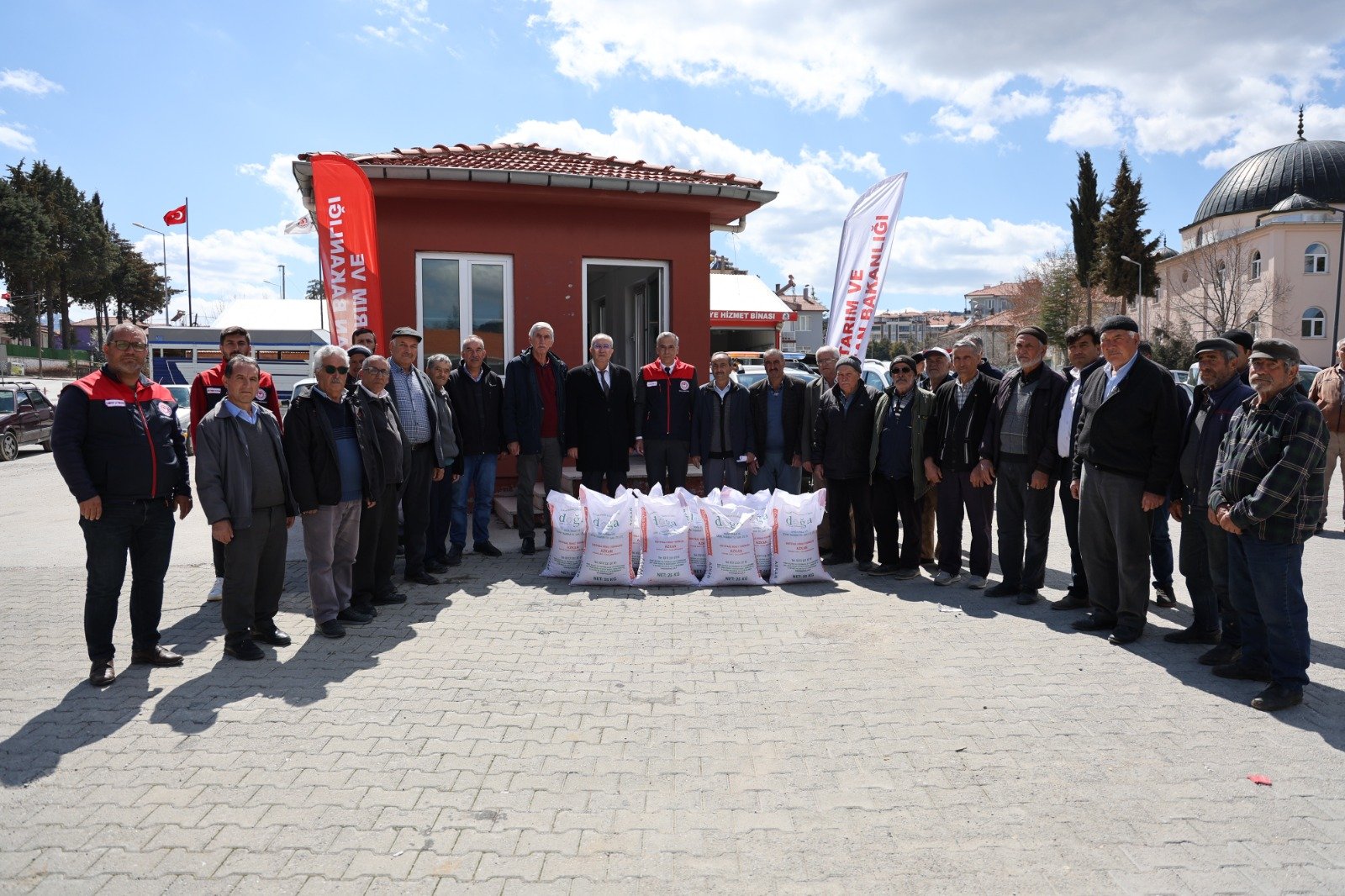 Whatsapp Image 2026 04 10 At 20.22.48 (1)