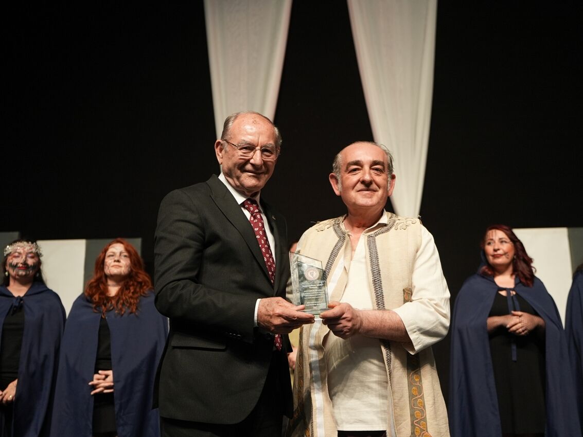 38. Uluslararası Amatör Tiyatro Festivali Coşkusu Şehri Sardı (9)