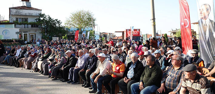 Başkarci’da Bi̇nlerce Fi̇de Üreti̇ci̇ye Dağitildi (10)