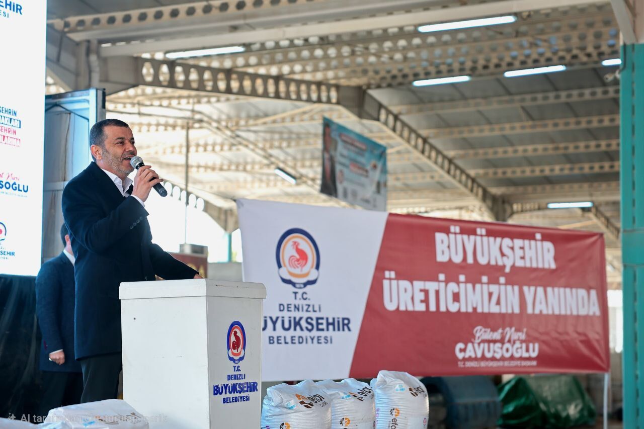 Büyükşehir’in Desteğiyle Kale Biberi Fideleri Toprakla Buluştu (9)