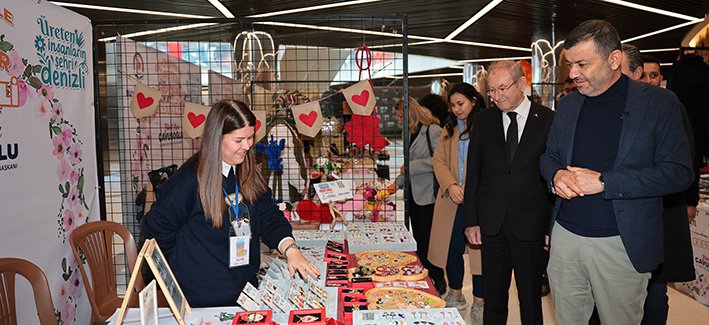 Denizli Büyükşehir Anneler Günü Heyecanını Kadın Emeği Ile Birleştiriyor (1)