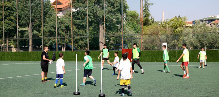 Merkezefendi̇ Yaz Spor Okullarinda Kaleci̇ Eği̇ti̇mleri̇ Başliyor (5)