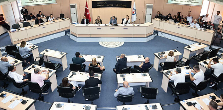 Büyükşehir Meclisi’nden Öğrenci Ve Ailelere Üçlü Destek Paketi (2)