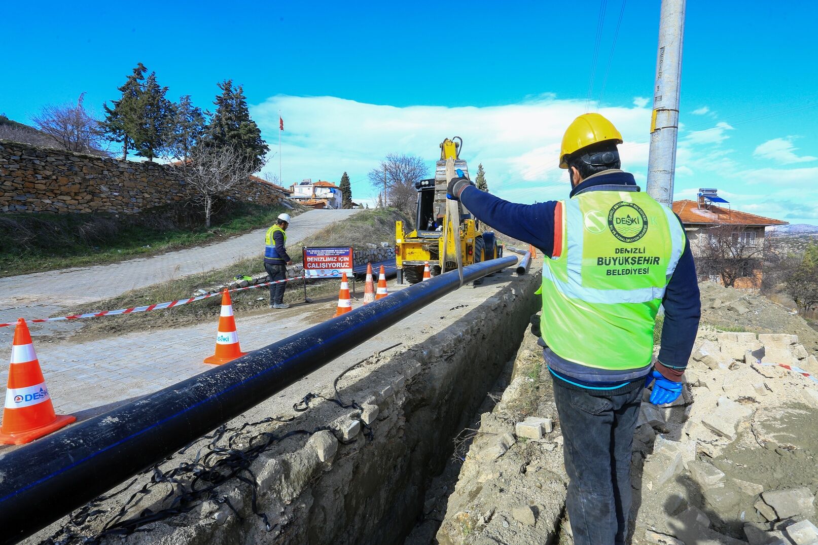 Büyükşehir Deski̇’den Çal’ın Su Altyapısına 10 Milyonluk Güvence (2)