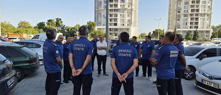 Denizli Büyükşehir İtfaiyesi Avm’lerde Yangın Güvenliği Için Sahada (6)