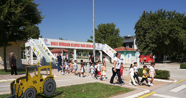 Denizli Büyükşehir’den Miniklere Bilim, Tarih Ve Trafik Eğitimi (5)
