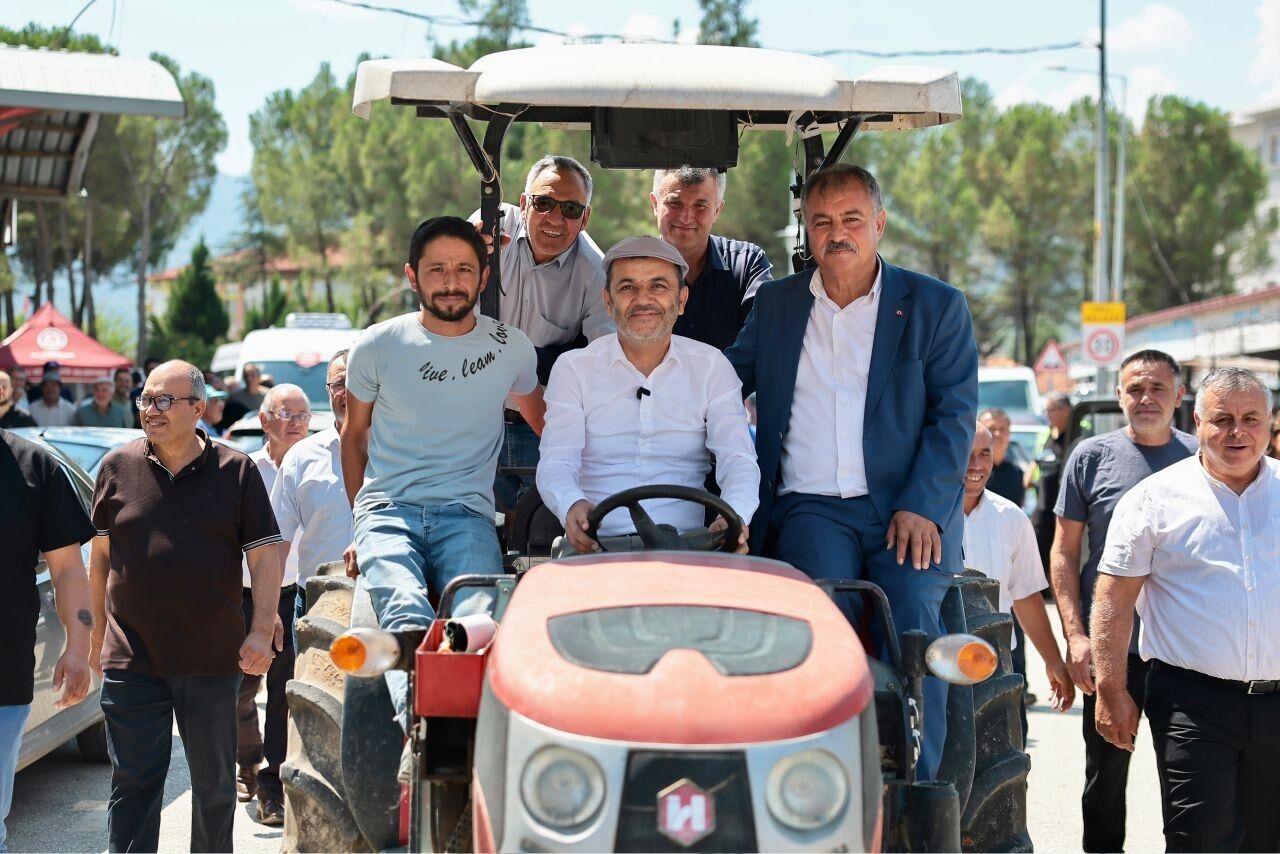 Denizli Büyükşehir’den Üreticiye Mazot Desteği (11)