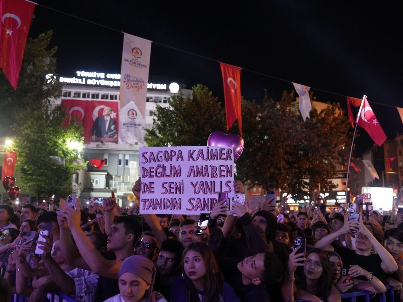 Denizli’de 30 Ağustos Coşkusu Sagopa Ile Zirveye Tırmandı (4)
