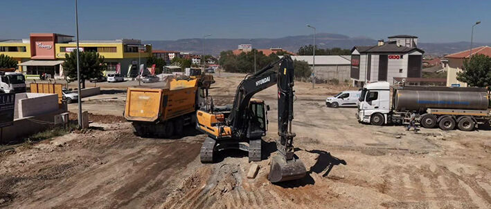 Merkezefendi̇'de Akilli Kavşak Ve Üst Yapi Çalişmalari Devam Edi̇yor (12)