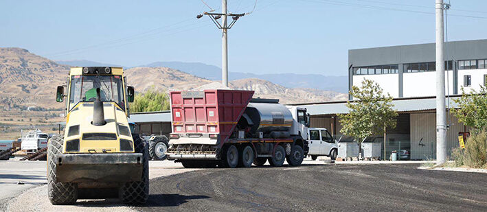 Merkezefendi̇’de Yol Çalişmalari Hiz Kesmeden Devam Edi̇yor (2)