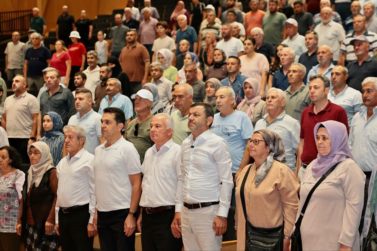 Toprağın Emekçisine Büyükşehir Desteği (9)