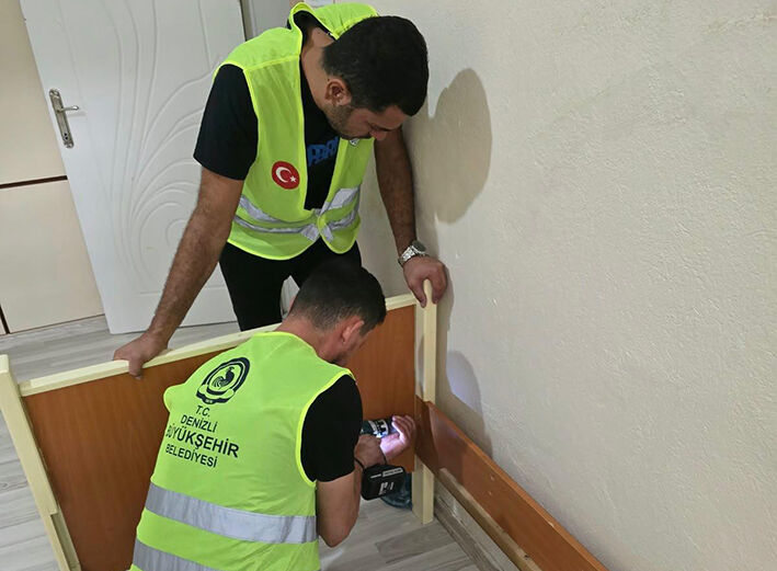 Yangında Eşyaları Kül Olan Aileye Sevgi Eli Sahip Çıktı (7)