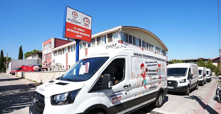 Büyükşehir’in Beslenme Desteği Projesi 12 Bin 600 Öğrenciye Ulaştı (7)