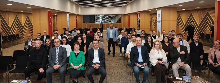 Denizli Büyükşehir’de Şehir Tiyatrosu Perdelerini Açıyor (6)