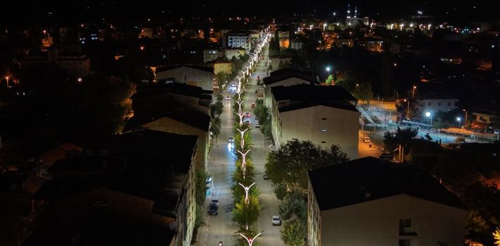 Denizli Büyükşehir’den Ilçelerde Aydınlatma Atağı (4)